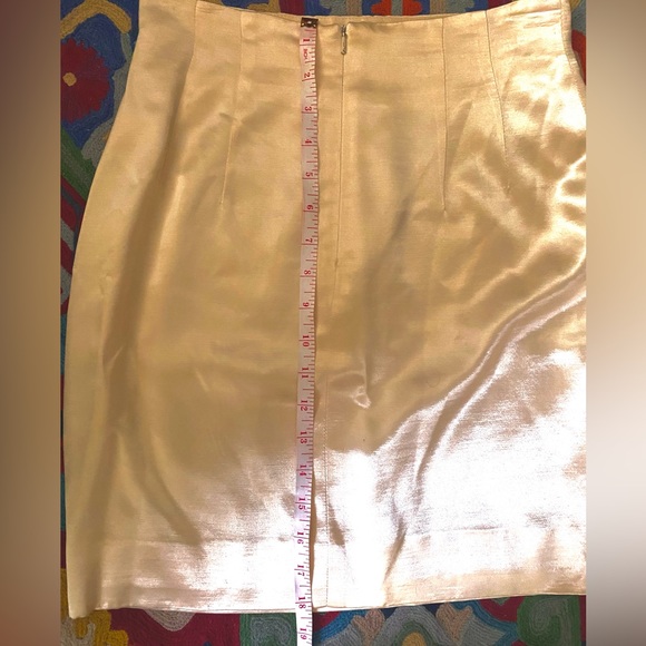 Silky White Bebe Miniskirt, Size 4 - Picture 5 of 6
